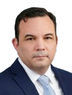 headshot, Eric Uggen