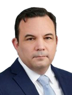 headshot, Eric Uggen