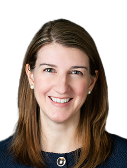 Holly Plank headshot